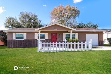 1110 FORREST AVE 3 Beds Apartment for Rent
