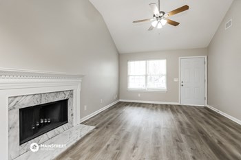 703 LOU GEHRIG CIR 3 Beds House for Rent - Photo Gallery 3