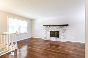 105 N EMERSON ST 3 Beds House for Rent - Photo Gallery 5