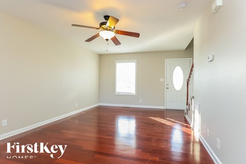 1748 Ridge Runner Court Studio House for Rent - Photo Gallery 3