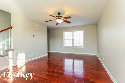 1748 Ridge Runner Court Studio House for Rent - Photo Gallery 4