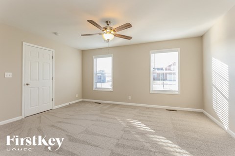 1748 Ridge Runner Court Studio House for Rent - Photo Gallery 10