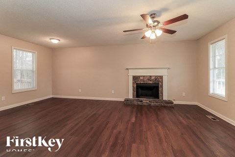 100 Ivy Brook Drive 3 Beds Apartment for Rent