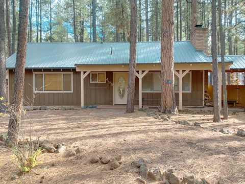 8365 Wild Horse Road 2 Beds Apartment for Rent