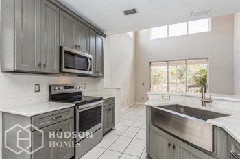 Hudson Homes Management Single Family Homes - Photo Gallery 6