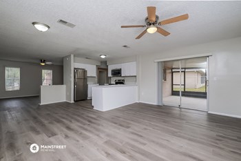 4415 TIFFIN 3 Beds House for Rent - Photo Gallery 3