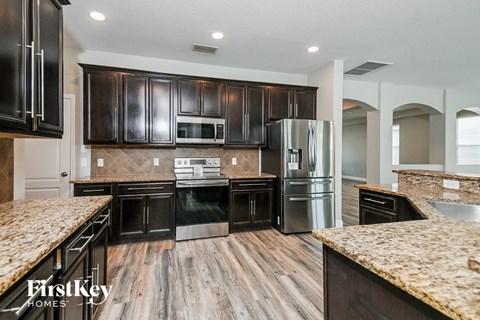11538 Tangle Creek Boulevard 5 Beds Apartment for Rent