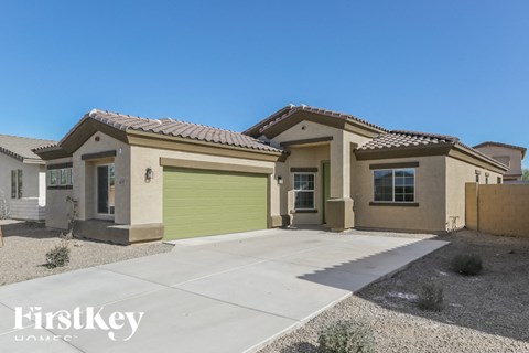 42317 W RAMIREZ Drive 4 Beds Apartment for Rent