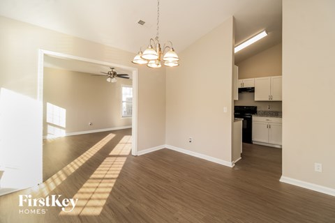 4705 Meadowcroft Road 3 Beds Apartment for Rent