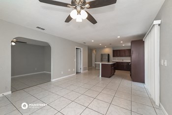 1539 KEY 4 Beds House for Rent - Photo Gallery 5