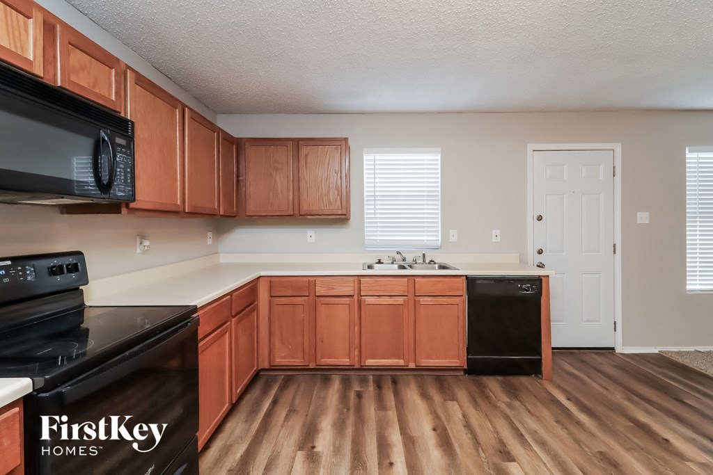 the preserve at ballantyne commons apartment kitchen