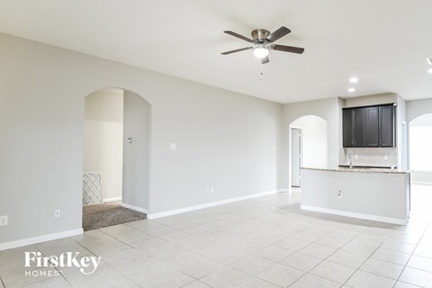 719 Shady Meadow Lane 4 Beds Apartment for Rent