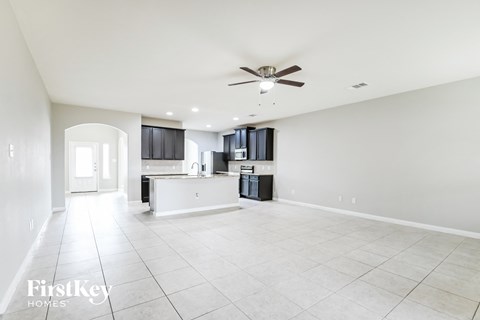 719 Shady Meadow Lane 4 Beds Apartment for Rent