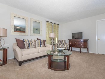 608 Azalea Road 1 Bed Apartment for Rent - Photo Gallery 2