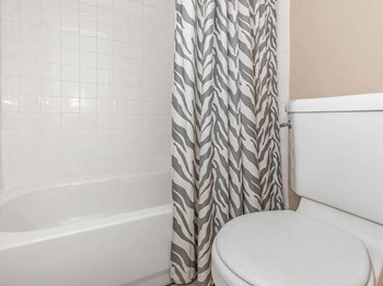 608 Azalea Road 1 Bed Apartment for Rent - Photo Gallery 6