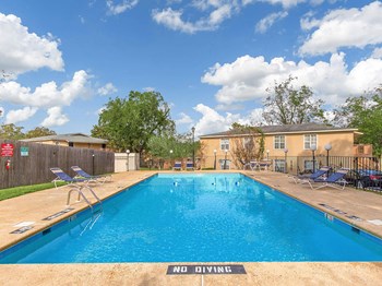 608 Azalea Road 1 Bed Apartment for Rent - Photo Gallery 16