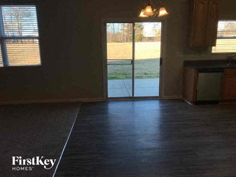 6712 Blackwood Lane 3 Beds Apartment for Rent