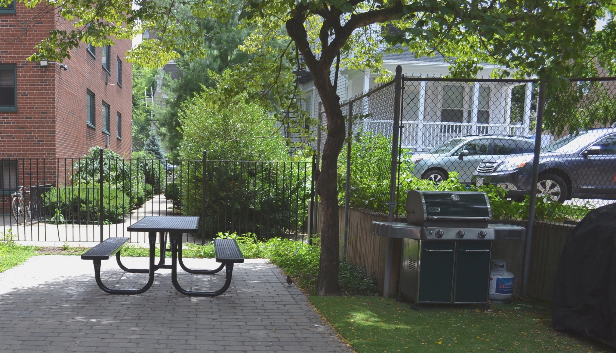 Garage and Picnic Area Crimson Court