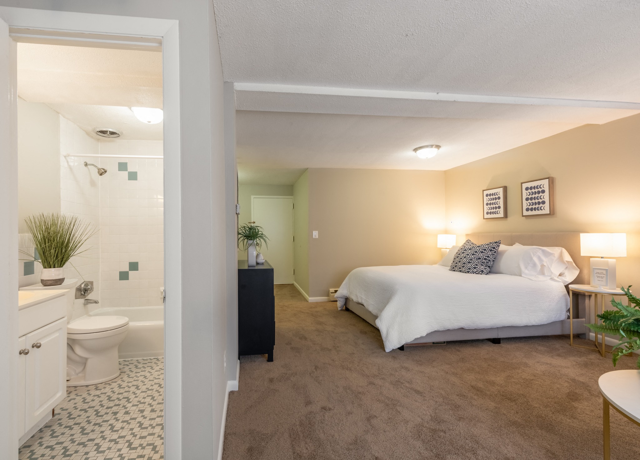 Studio Crimson Court