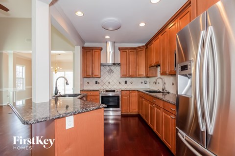 5760 Knoll Court 3 Beds Apartment for Rent