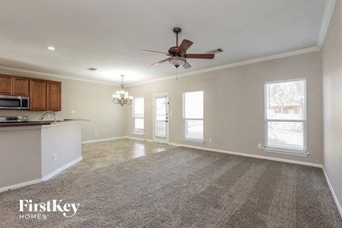 33 BRANWOOD 4 Beds Apartment for Rent