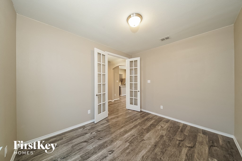 the living room and dining room are spacious and ready for you to use