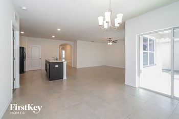 1238 SOPHIA BOULEVARD 3 Beds House for Rent - Photo Gallery 5