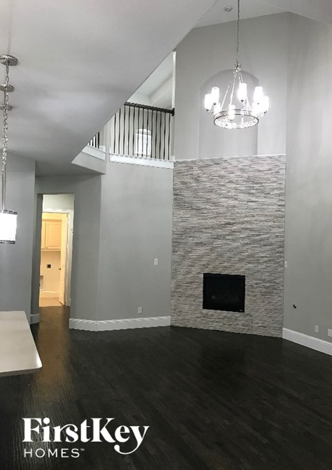 6856 Ensenada 4 Beds Apartment for Rent