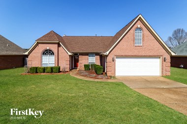 7740 SHADOW BEND LANE 4 Beds Apartment for Rent