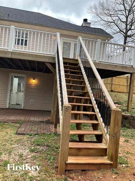 622 Skyline Drive Studio House for Rent - Photo Gallery 12