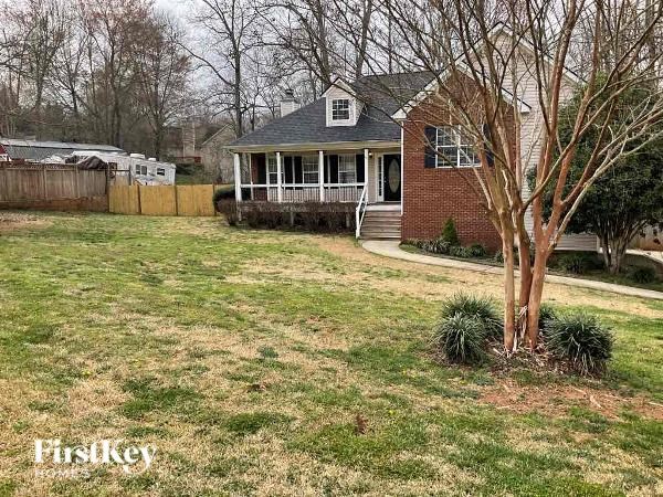 622 Skyline Drive Studio House for Rent - Photo Gallery 1