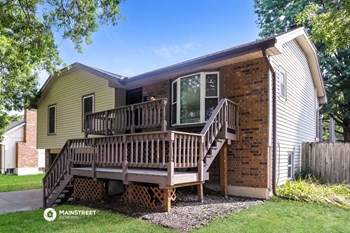 808 S SHERIDAN RD 3 Beds House for Rent - Photo Gallery 4