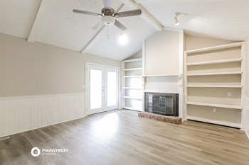808 S SHERIDAN RD 3 Beds House for Rent - Photo Gallery 5