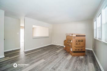 1597 S HAMILTON RD 3 Beds House for Rent - Photo Gallery 4