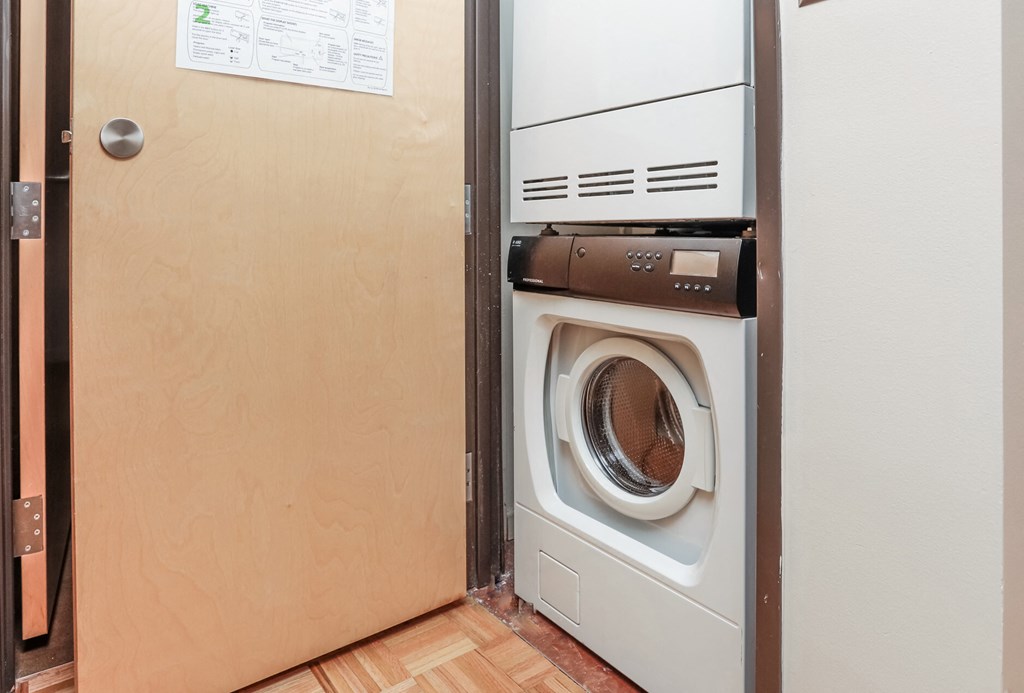 Washer and Dryer at The Kales Building Apartments in Detroit, MI