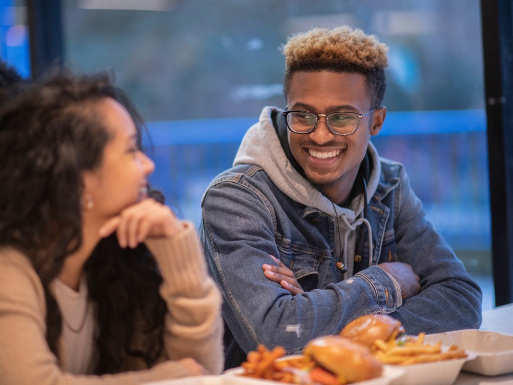 Dining in downtown Detroit, MI near The Kales Building Apartments