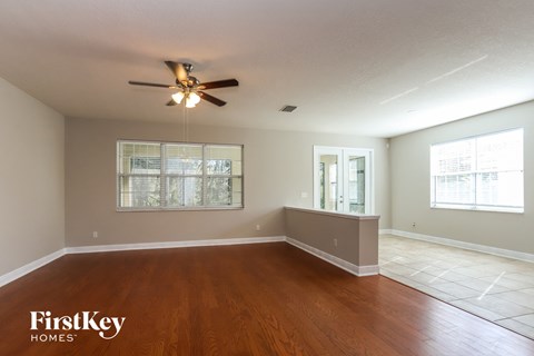 7232 BRIDGEVIEW DRIVE 3 Beds Apartment for Rent