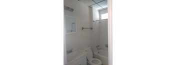 1st Floor 1 Bedroom, Apt 2