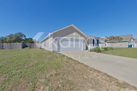55 Cora Rd 4 Beds Apartment for Rent