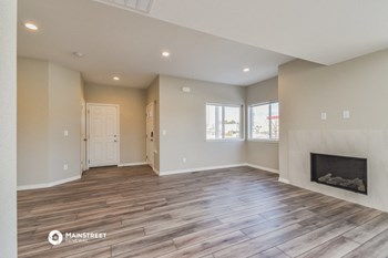 4457 Lightview 3 Beds House for Rent - Photo Gallery 6