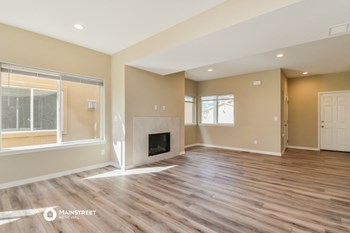 4441 Lightview 3 Beds House for Rent - Photo Gallery 6