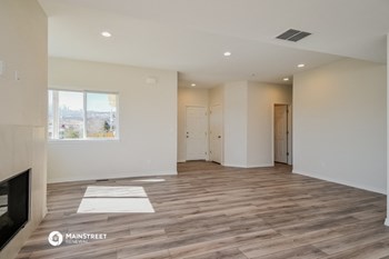 4409 Lightview 3 Beds House for Rent - Photo Gallery 6