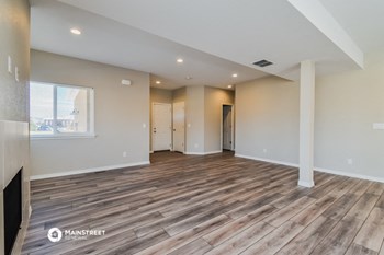 4458 Lightview 3 Beds House for Rent - Photo Gallery 6
