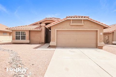 4323 E Aspen Ave 3 Beds Apartment for Rent