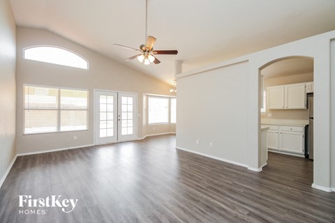 4323 E Aspen Ave 3 Beds Apartment for Rent