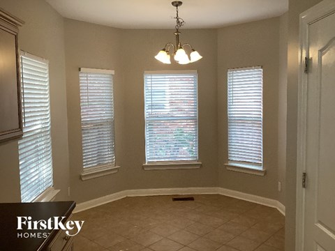 7142 Riverfront Drive 3 Beds Apartment for Rent