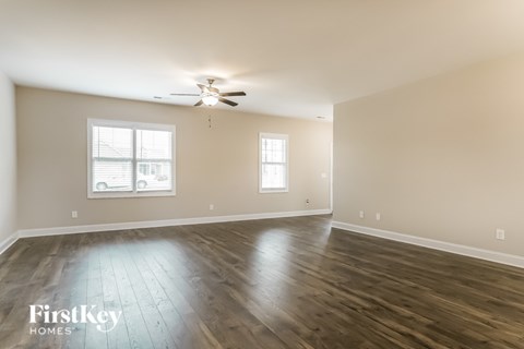 113 Shallow Falls Lane 3 Beds Apartment for Rent