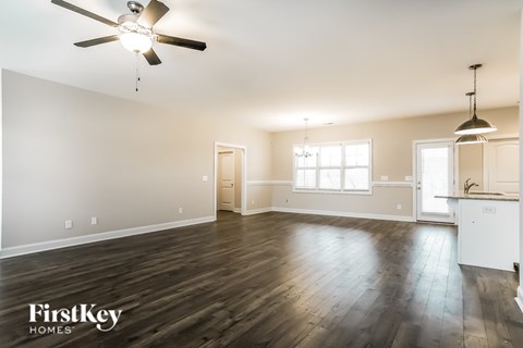 113 Shallow Falls Lane 3 Beds Apartment for Rent