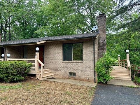 143 Lake Saponi Drive 2 Beds Apartment for Rent