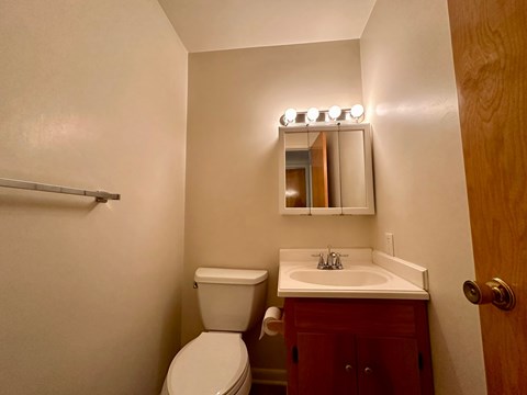143 Lake Saponi Drive 2 Beds Apartment for Rent
